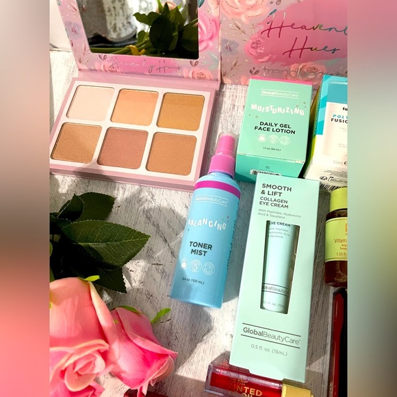 Beauty Bundle Trend Beauty Global Beauty Pixi Sexy Trio Skinnutritions Sooae - Picture 2 of 4